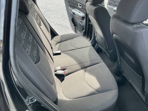 Used 2012 Kia Soul + w/ Audio Pkg FWD image 24