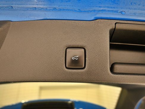 Used 2020 Ford Escape SEL AWD/4WD image 35