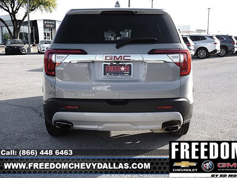 Used 2023 GMC Acadia SLE image 38