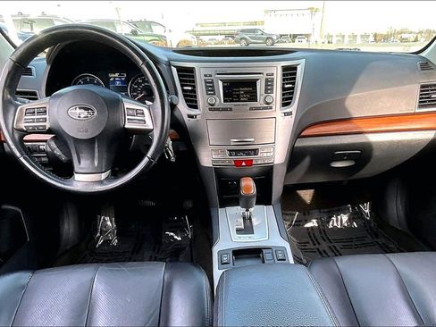 Used 2013 Subaru Outback 2.5i Limited w/ Moonroof Pkg image 21