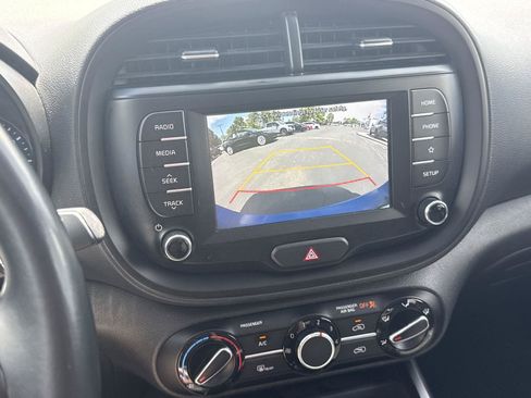 Used 2021 Kia Soul GT-Line FWD image 35