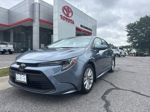 Used 2025 Toyota Corolla LE w/ LE Premium Package FWD image 1