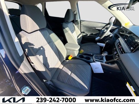 New 2026 Kia Seltos LX image 14
