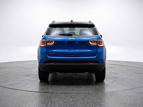 Used 2025 Jeep Compass Limited AWD/4WD image 7