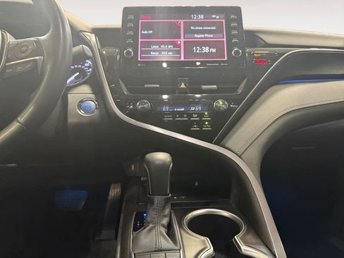 Used 2023 Toyota Camry XLE image 12