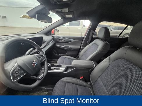 Used 2024 Buick Envista Preferred w/ Convenience I Package FWD image 12