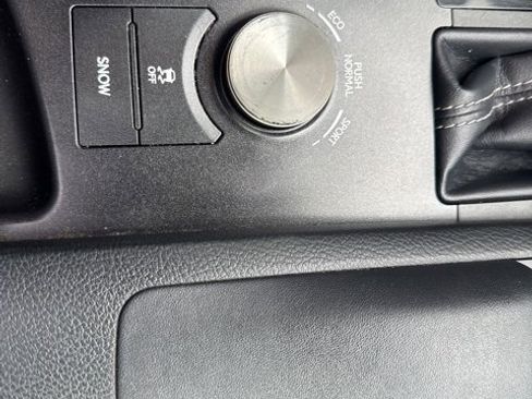 Used 2015 Lexus IS 250 AWD w/ Navigation System Package image 13