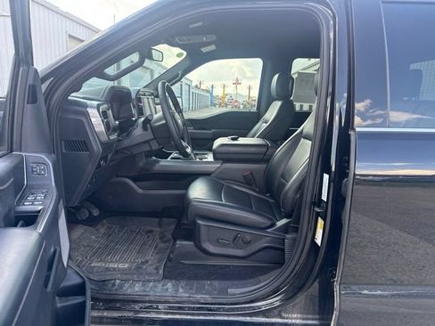 Used 2025 Ford F150 Lariat w/ Equipment Group 501A Mid AWD/4WD image 3