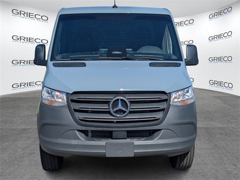 Used 2025 Mercedes-Benz Sprinter 2500 image 2