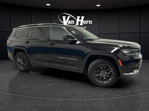 Used 2021 Jeep Grand Cherokee L Laredo w/ Luxury Tech Group I AWD/4WD image 1