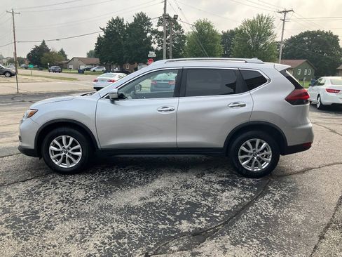 Used 2020 Nissan Rogue SV FWD image 6