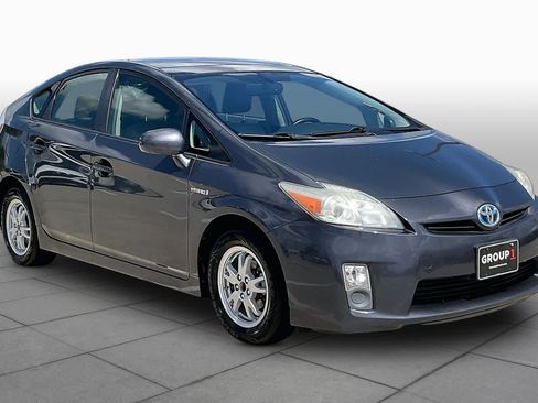 Used 2011 Toyota Prius Four w/ Solar Roof Pkg FWD image 2