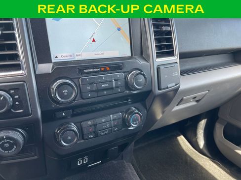 Used 2016 Ford F150 XLT w/ Equipment Group 302A Luxury AWD/4WD image 19