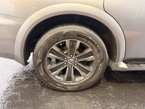Used 2018 Nissan Armada Platinum image 22