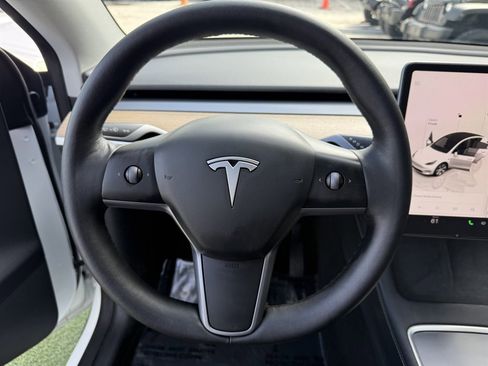 Used 2023 Tesla Model Y Long Range image 24