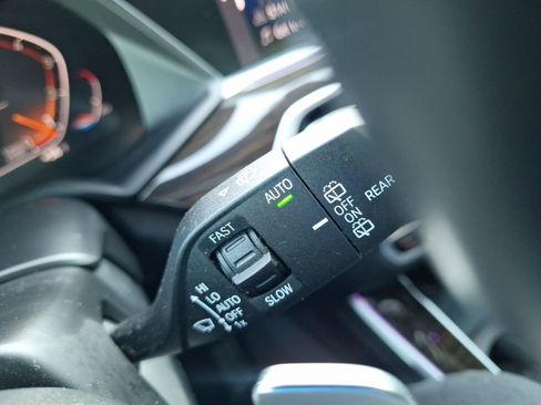 Used 2019 BMW X5 xDrive40i w/ M Sport Package image 24