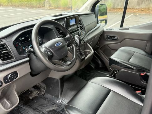 Used 2020 Ford Transit 250 148 High Roof Extended image 13