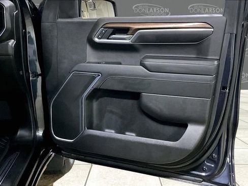 Used 2022 Chevrolet Silverado 1500 LT image 13