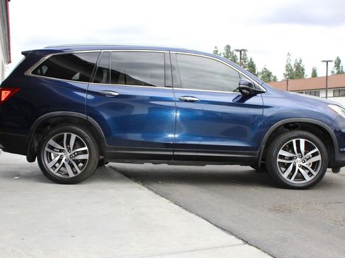 Used 2016 Honda Pilot Touring image 12