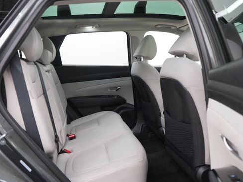 Certified 2026 Hyundai Tucson Limited AWD/4WD image 12