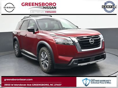 Used 2022 Nissan Pathfinder SL