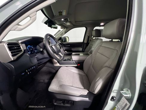 Used 2024 Toyota Sequoia Limited image 14