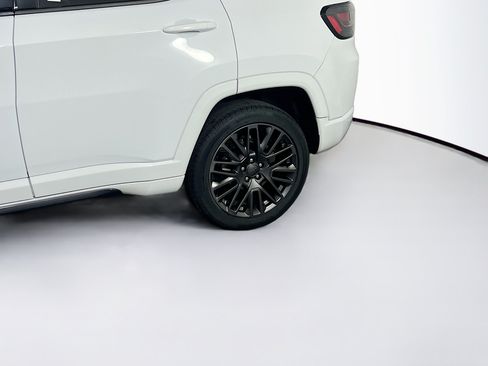 Used 2022 Jeep Compass High Altitude AWD/4WD image 30