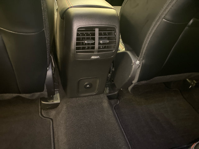 Used 2024 Ford Escape ST-Line w/ Tech Pack #1 AWD/4WD image 28