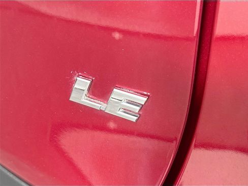 Used 2019 Toyota RAV4 LE FWD image 13