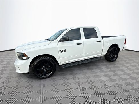 Used 2018 RAM 1500 Express w/ Express Value Package image 9