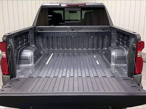 Used 2021 Chevrolet Silverado 1500 LTZ w/ Z71 Off-Road Package AWD/4WD image 39