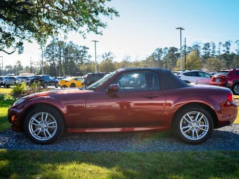 Used 2012 MAZDA MX-5 Miata Sport image 2