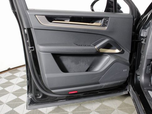 Used 2024 Porsche Cayenne S image 14