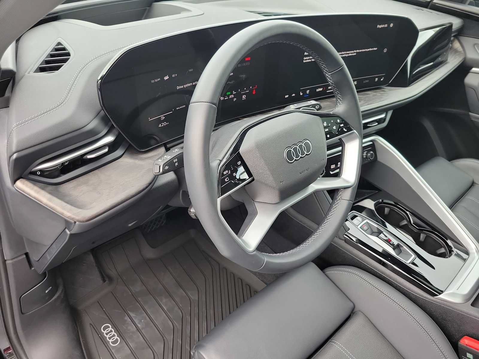 Certified 2025 Audi Q5 Premium Plus AWD/4WD image 2