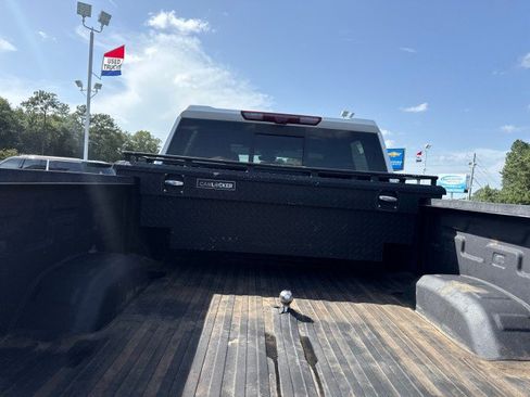Used 2024 GMC Sierra 2500 AT4 w/ AT4 Premium Plus Package AWD/4WD image 6