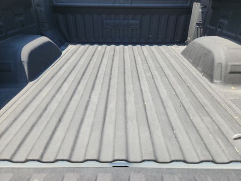Used 2025 GMC Sierra 1500 AT4 AWD/4WD image 32