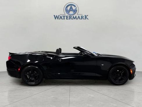 Used 2023 Chevrolet Camaro LT image 9