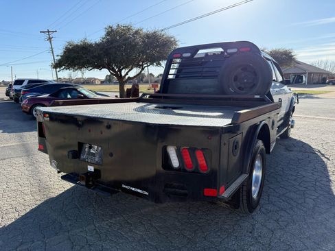 Used 2016 RAM 3500 Laramie Longhorn w/ Convenience Group image 3