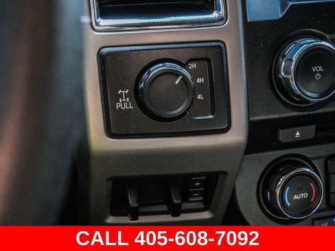 Used 2018 Ford F250 Lariat w/ Lariat Value Package AWD/4WD image 28