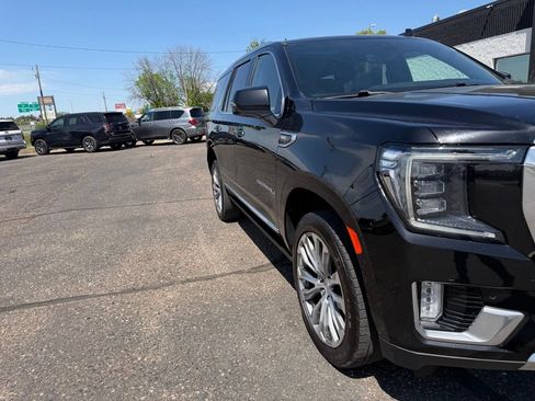 Used 2021 GMC Yukon Denali w/ Denali Ultimate Package AWD/4WD image 14