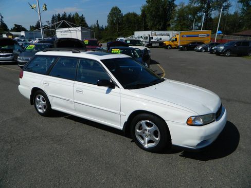 Used 1999 Subaru Legacy L image 2