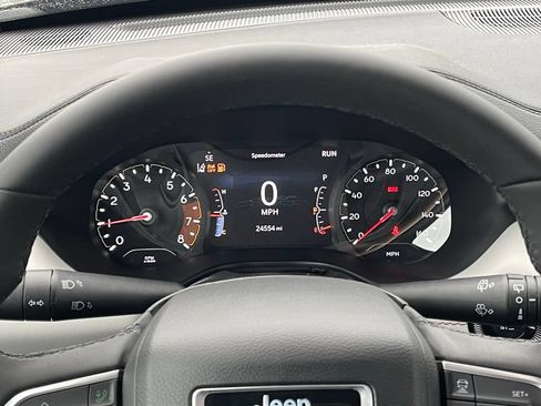 Used 2024 Jeep Compass Limited AWD/4WD image 15