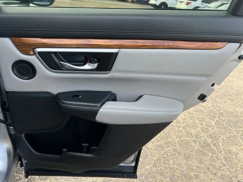 Used 2017 Honda CR-V Touring image 20