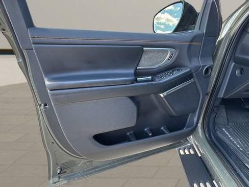 Used 2025 Ford Expedition Tremor AWD/4WD image 7