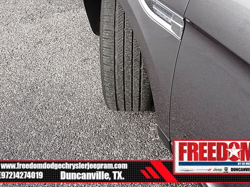 Used 2014 Ford Taurus SEL w/ Equipment Group 201A FWD image 44