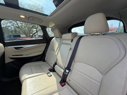 Used 2021 INFINITI QX50 Essential AWD/4WD image 26