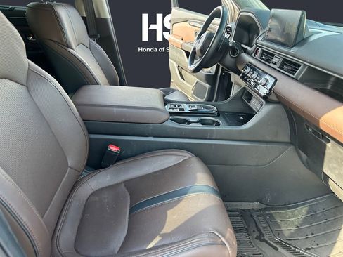 Used 2023 Honda Pilot Elite image 15