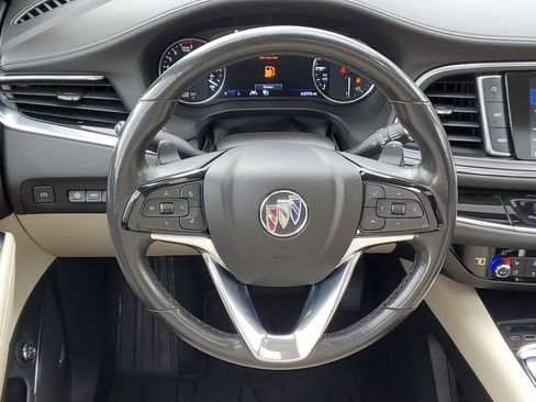 Used 2022 Buick Enclave Avenir w/ Avenir Technology Package AWD/4WD image 28