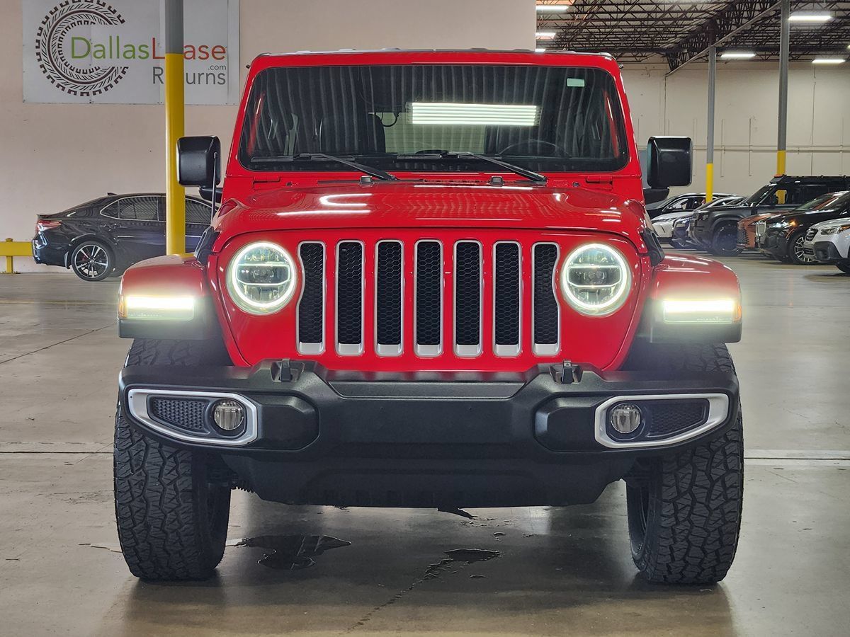 Used 2018 Jeep Wrangler Unlimited Sahara w/ Cold Weather Group AWD/4WD image 2