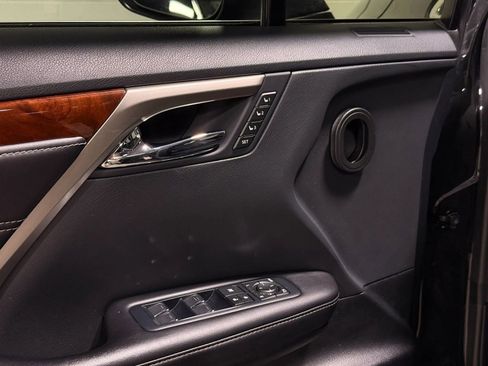 Used 2018 Lexus RX 350L AWD w/ Premium Package image 11